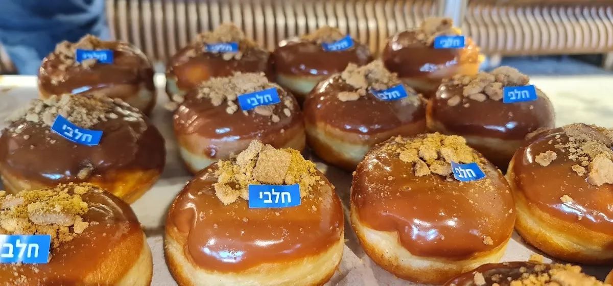 Lushi Bakery — photo 9