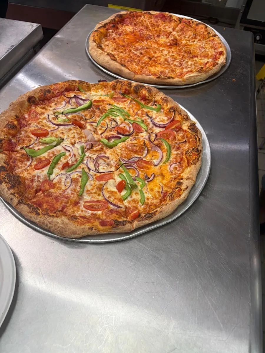 LV New York Pizza — foto 7