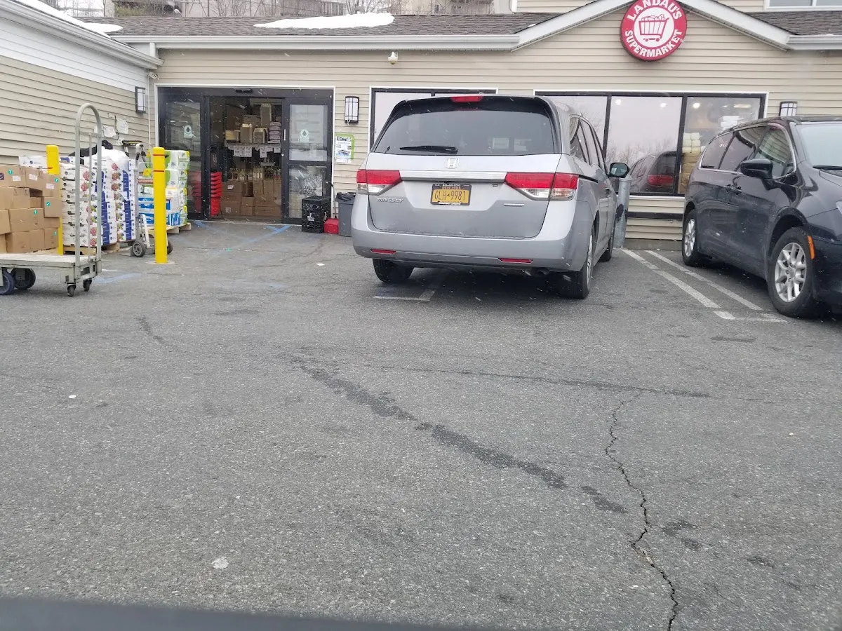M & L Food Store — foto 3