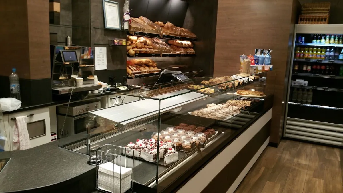 Ma'adan Bakery — photo 10