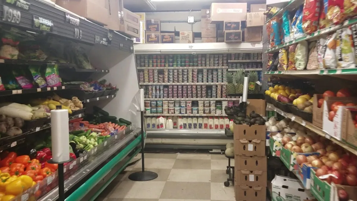Madanim Supermarket — photo 8