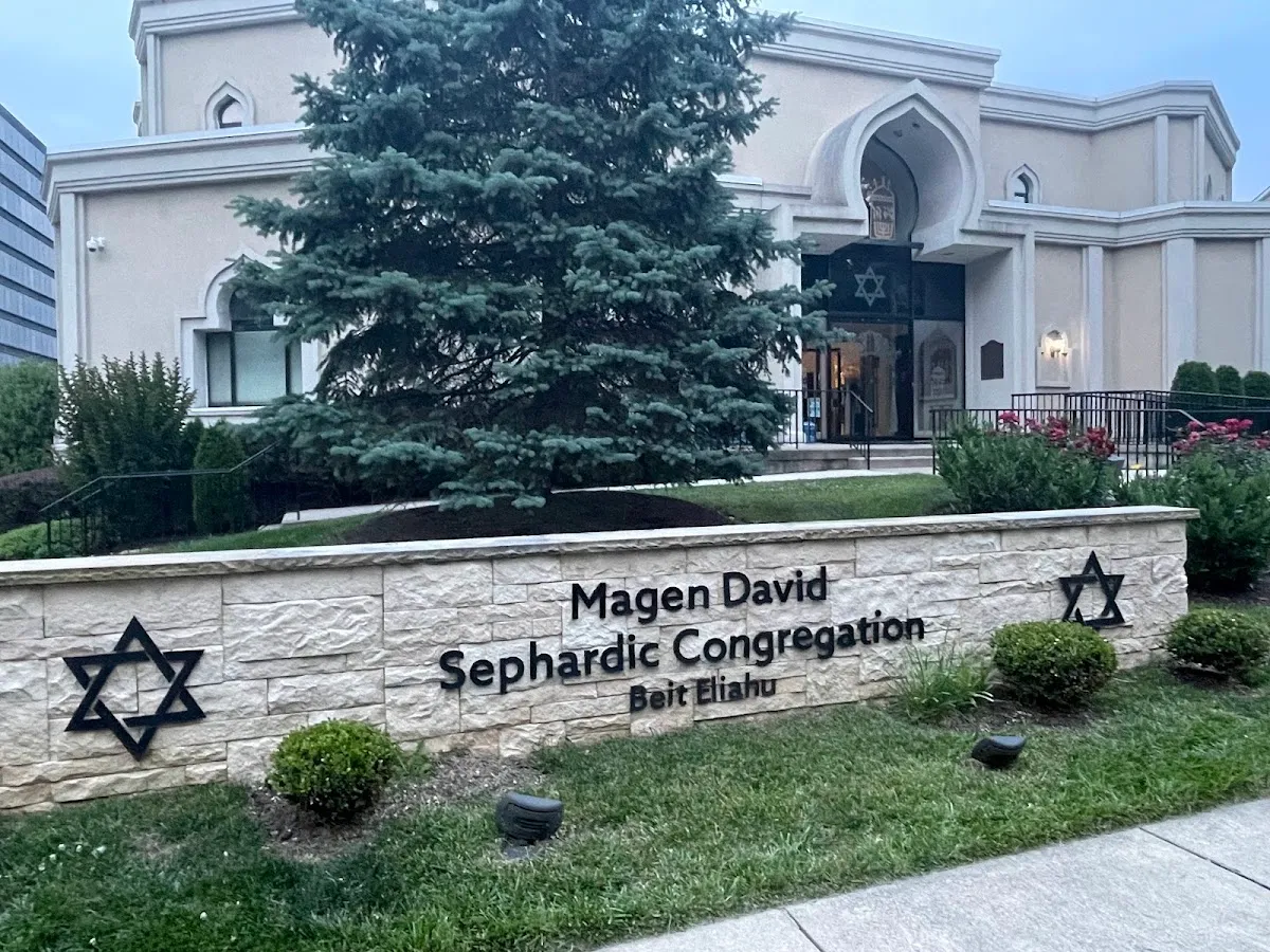 Magen David Sephardic Congregation — foto 9