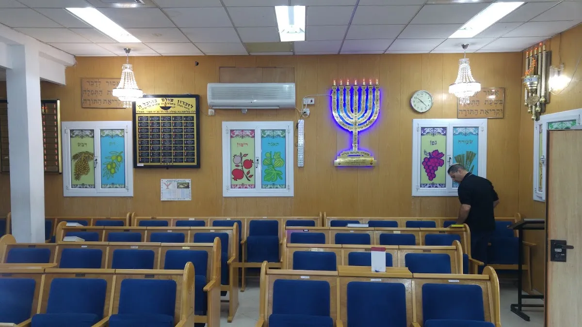 Magen David Synagogue — foto 4