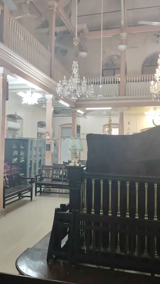 Magen Hassidim Synagogue — photo 3