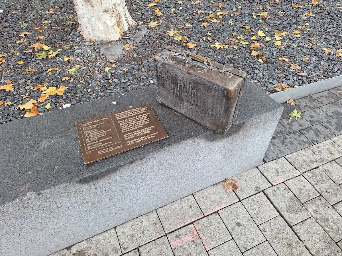 Mahnmal für deportierte Juden aus Trier — photo 5
