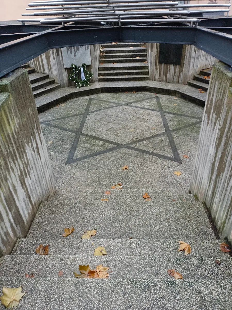 Mahnmal für die Synagoge Göttingen — foto 7