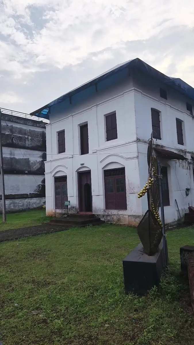 Mala Synagogue — foto 2
