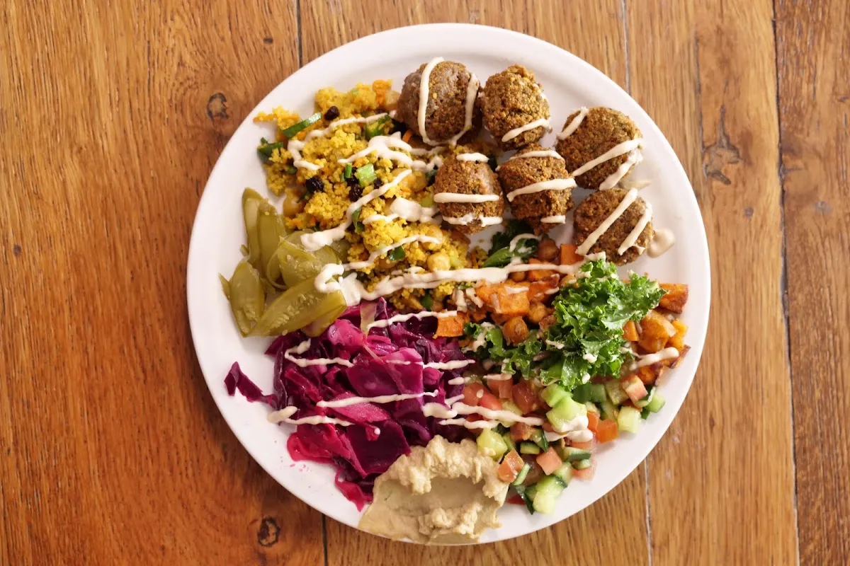 Mama Falafel & Grill — photo 9