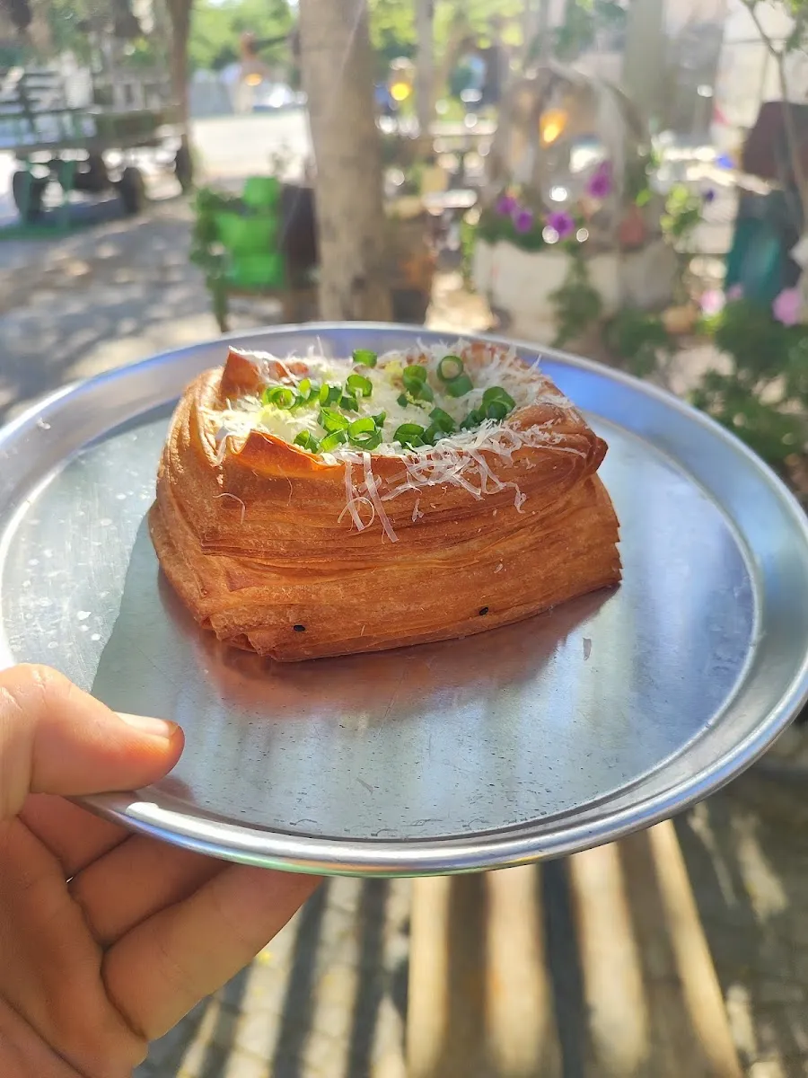 Man Desert Bakery — photo 4