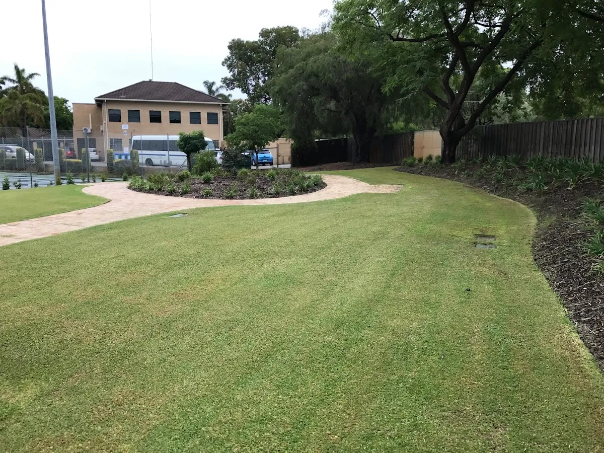 Maurice Zeffert Home — photo 6