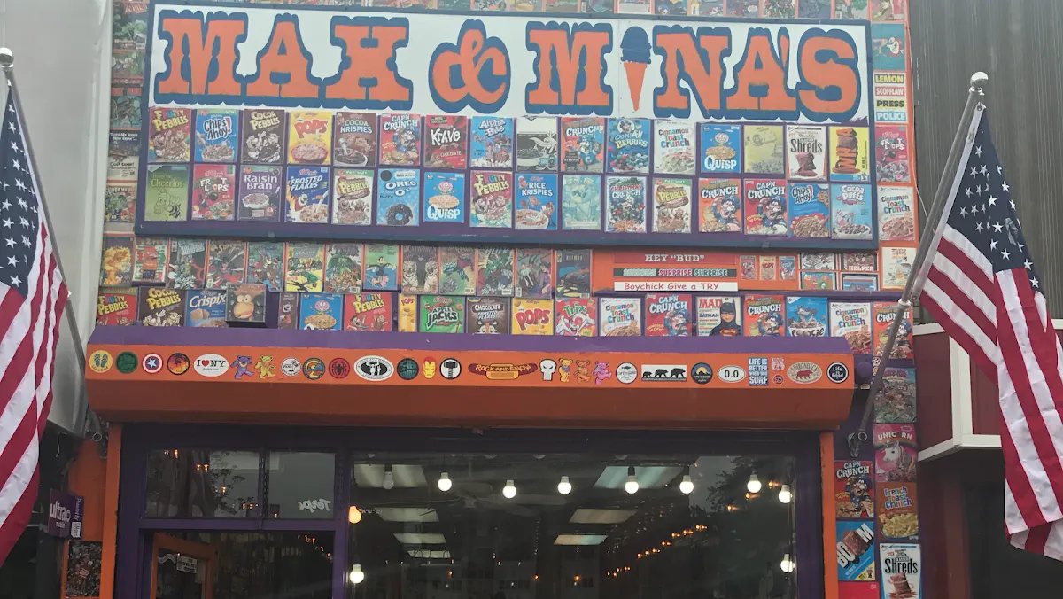 Max & Mina's Ice Cream
