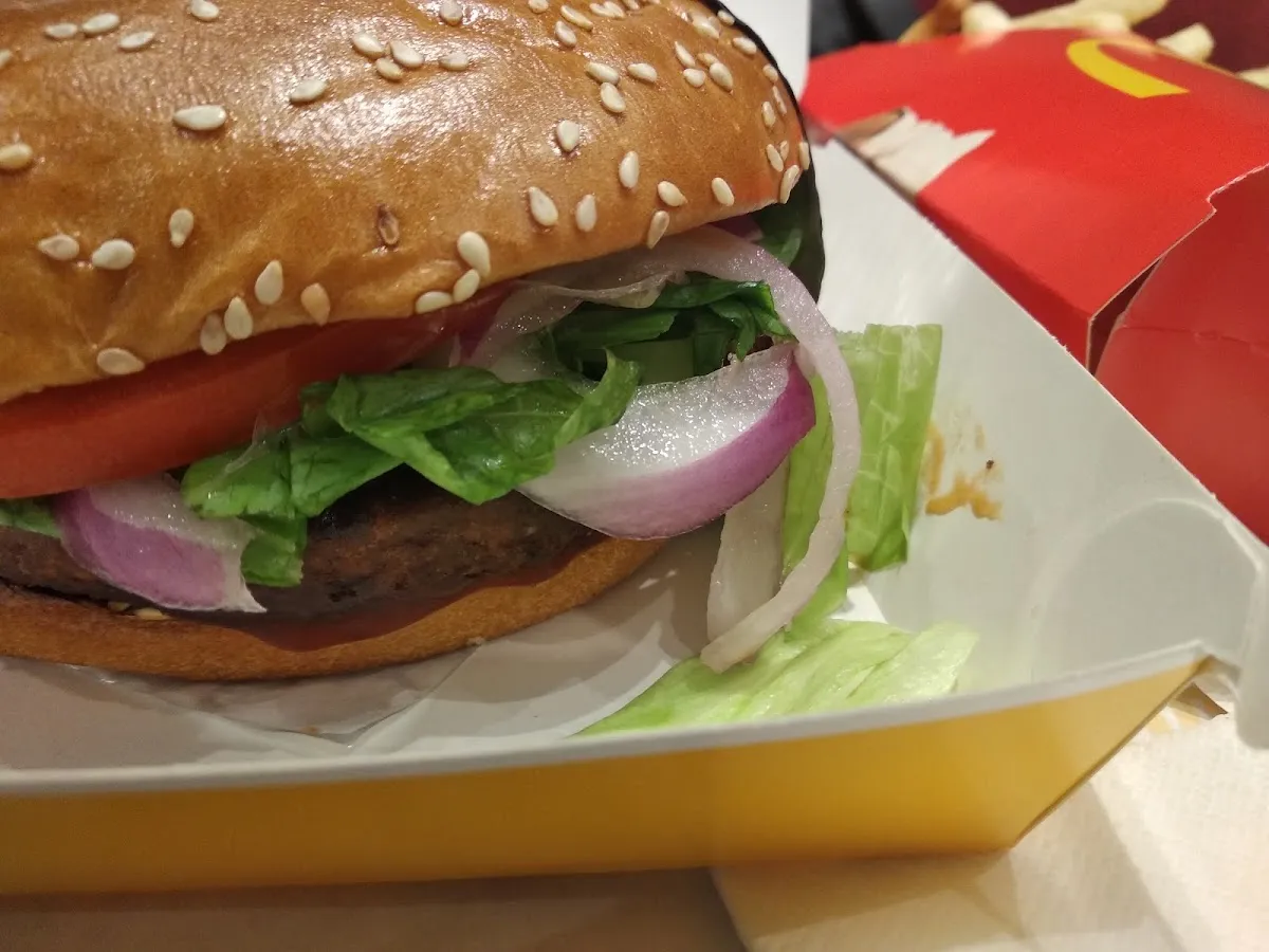 McDonald's (HaChashmonaim) — photo 6