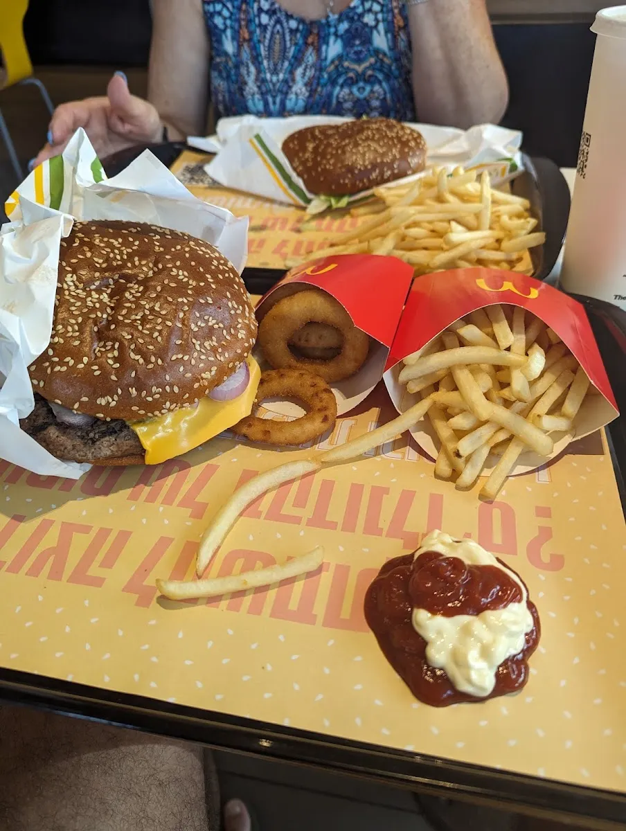 McDonald's (Jabotinsky, Ashdod) — photo 2
