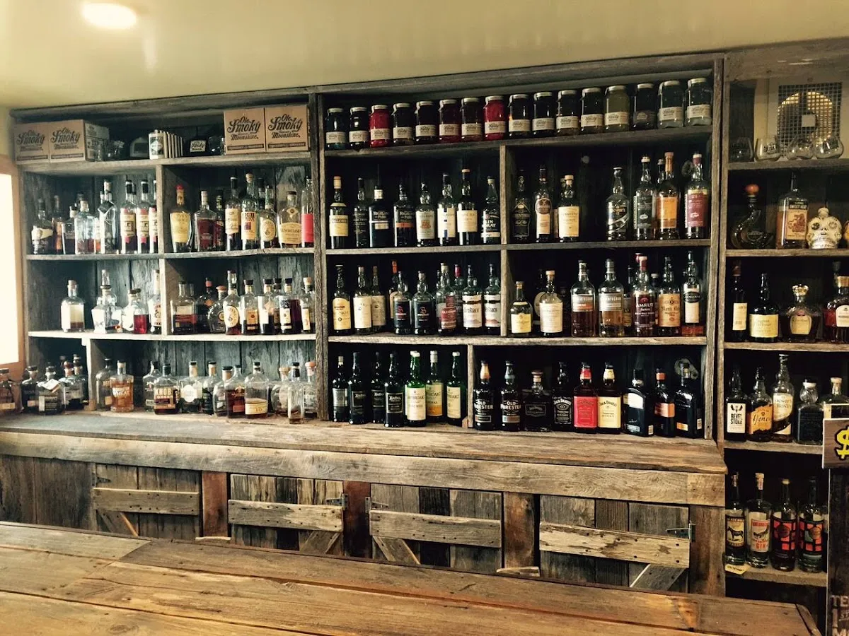 McScrooge's Wines and Spirits — photo 2