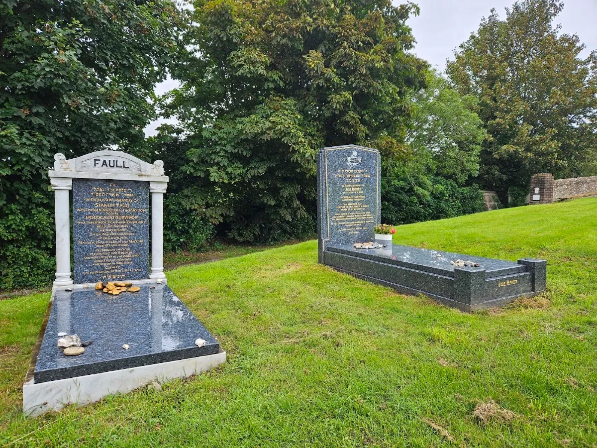 Meadowview Jewish Cemetery — photo 4