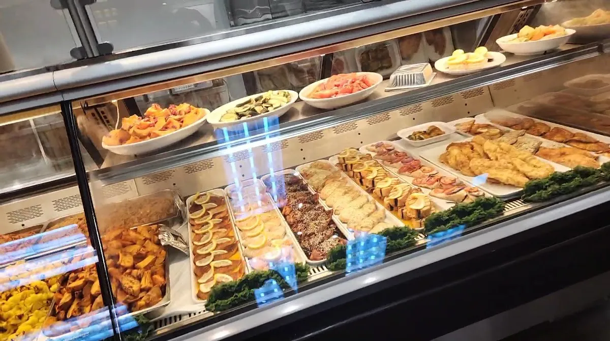 Mechy's Gourmet — photo 2