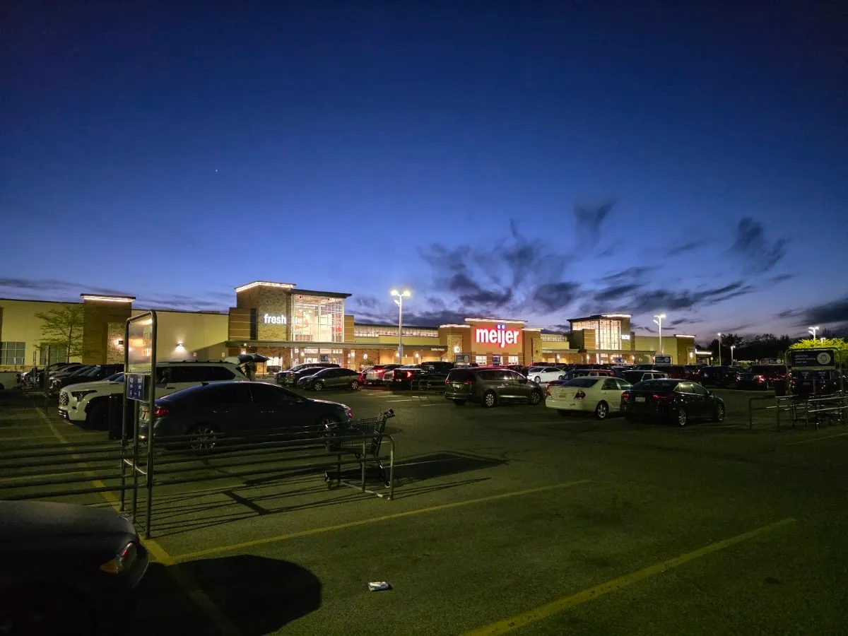 Meijer (East Beltline) — foto 8