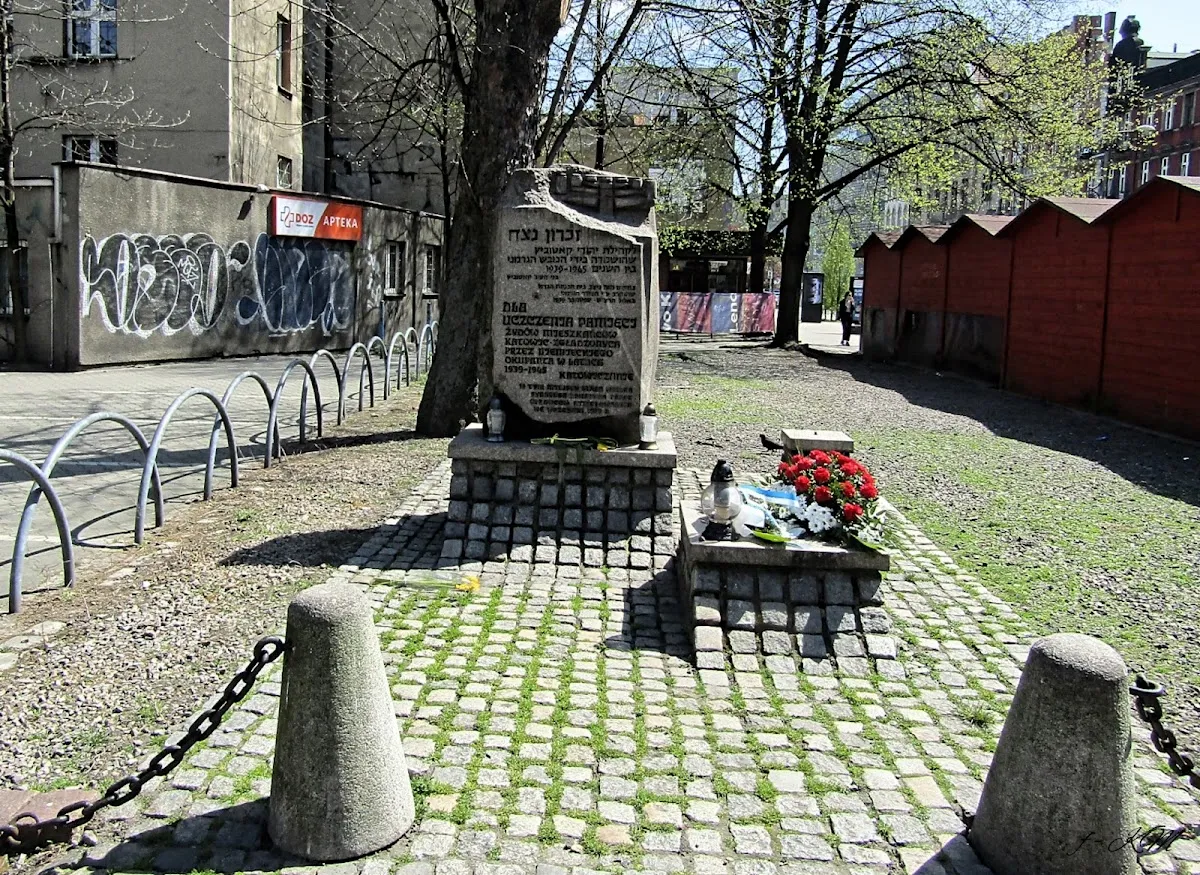 Memorial de los judíos de Katowice — photo 10