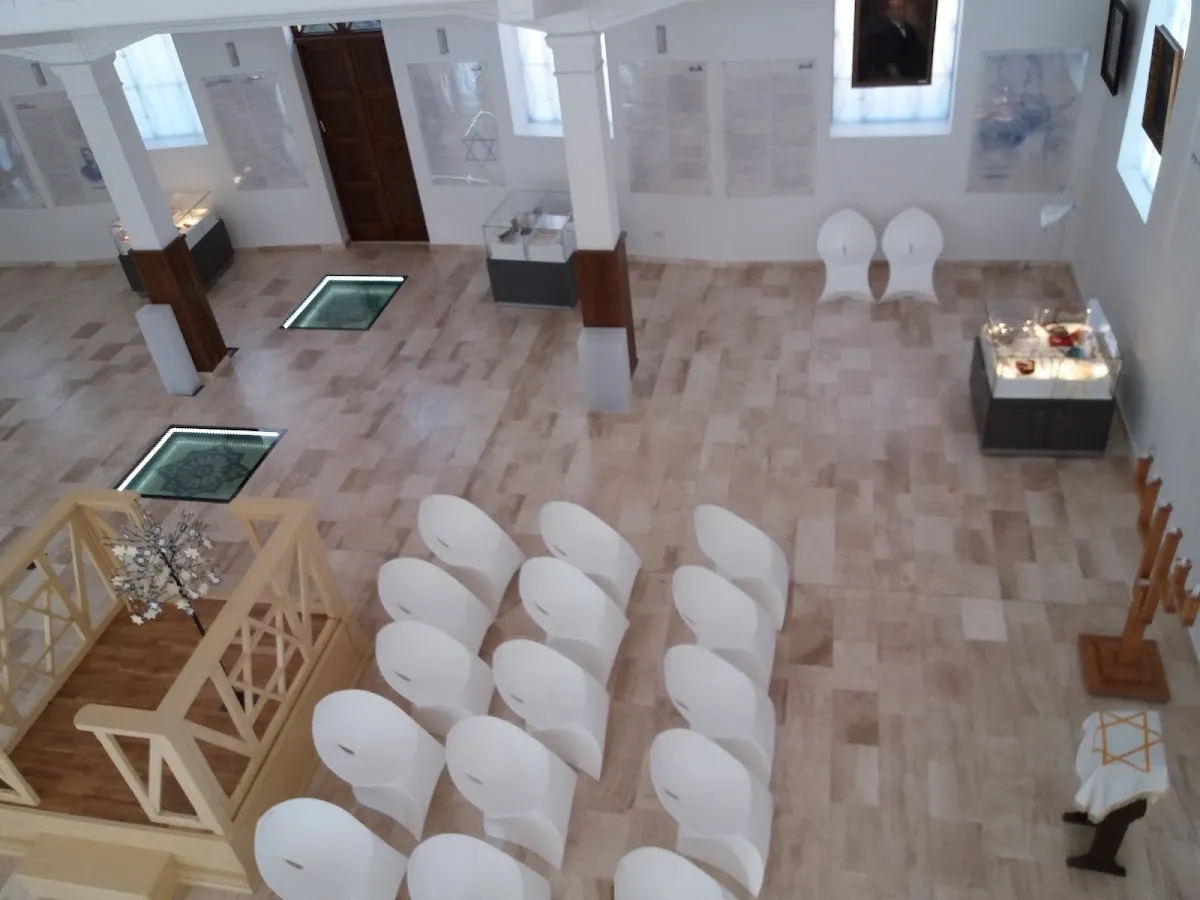 Memorial del Holocausto de Oradea — photo 10