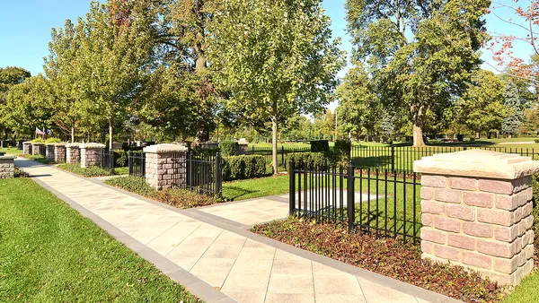 Memorial Park Cemetery — photo 8