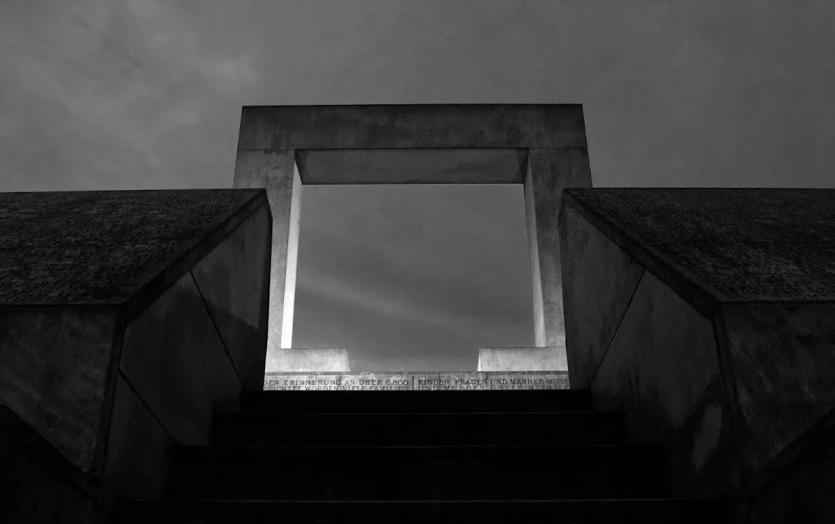 Memorial to the murdered Jews of Hanover — foto 6