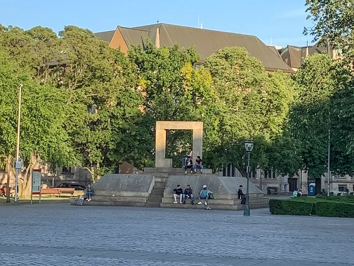 Memorial to the murdered Jews of Hanover — foto 7