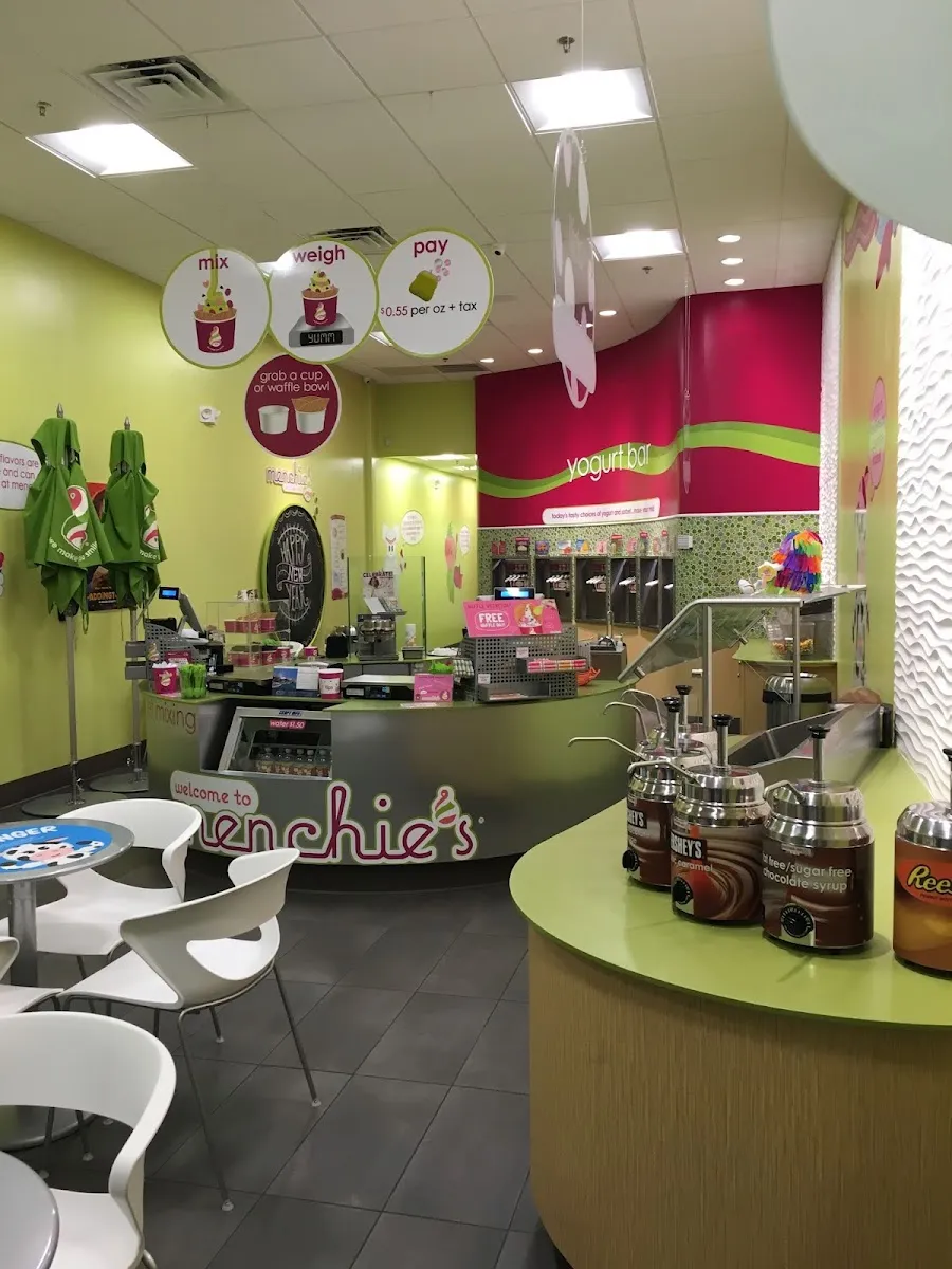 Menchie's Frozen Yogurt (Sam Houston Pkwy) — photo 5