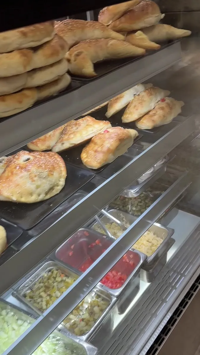 Mendelsohn's Pizza - Brooklyn — photo 8