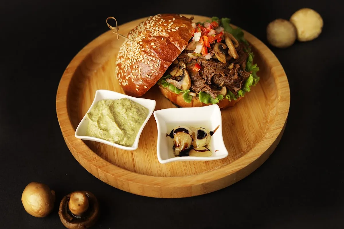 Mendis Kosher Restaurant — foto 8