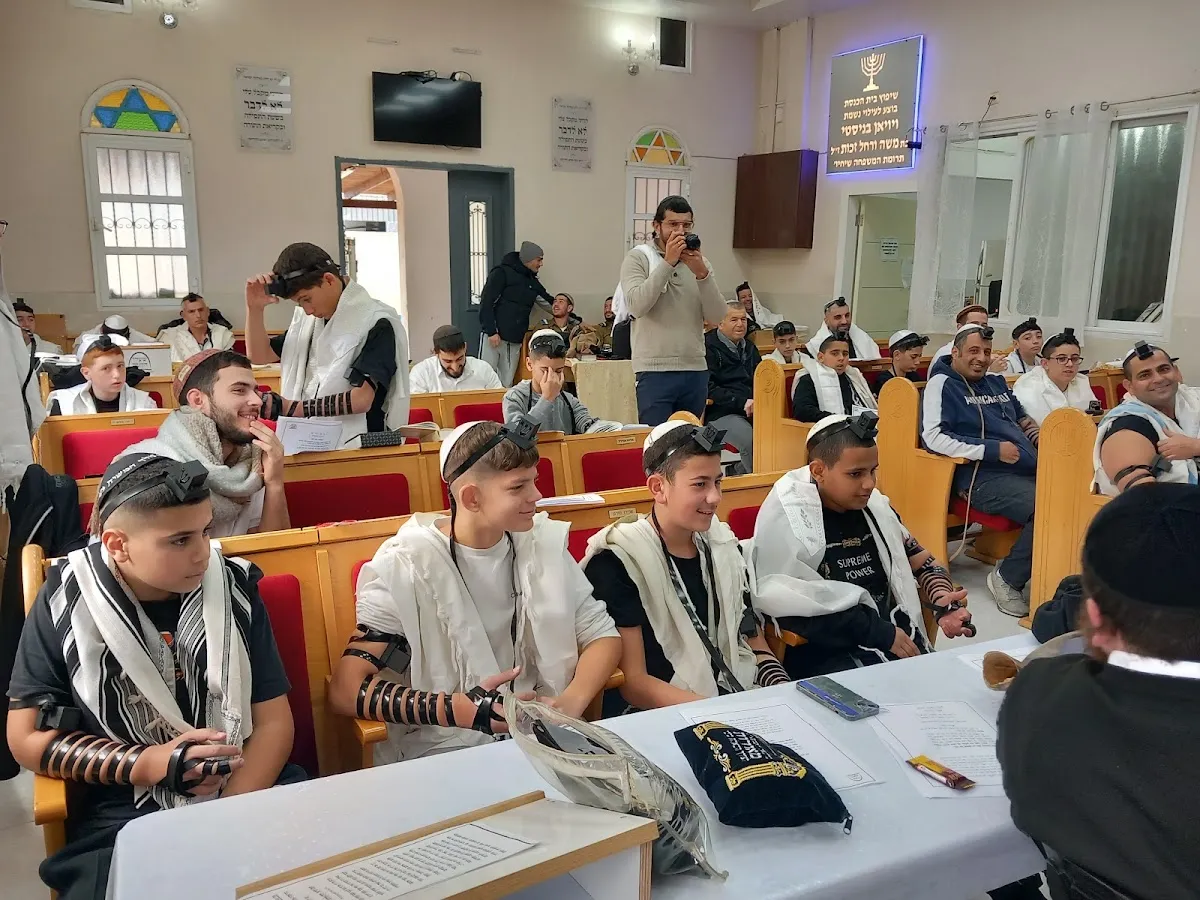Meorot Givat Olga Synagogue — foto 9