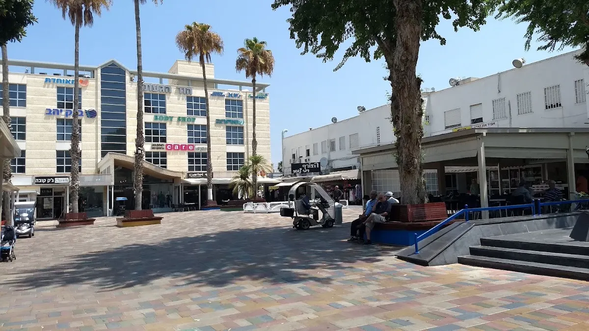 Merkaz HaLechem — foto 4