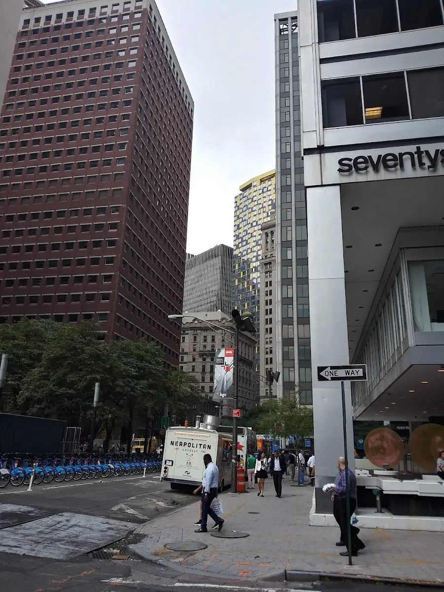 Met Council on Jewish Poverty — photo 5
