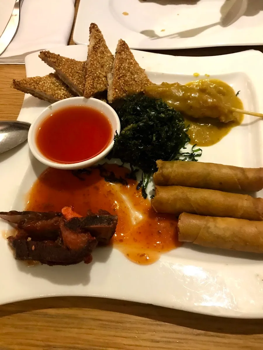 Met Su Yan - Golders Green — photo 4