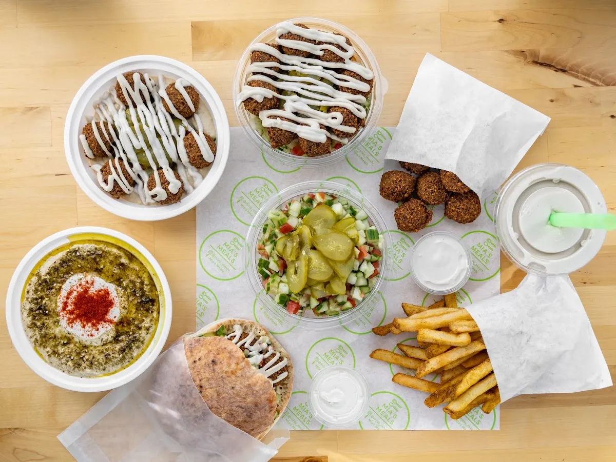 Mia's Meals - Falafel Bar - Kosher Vegan — photo 6