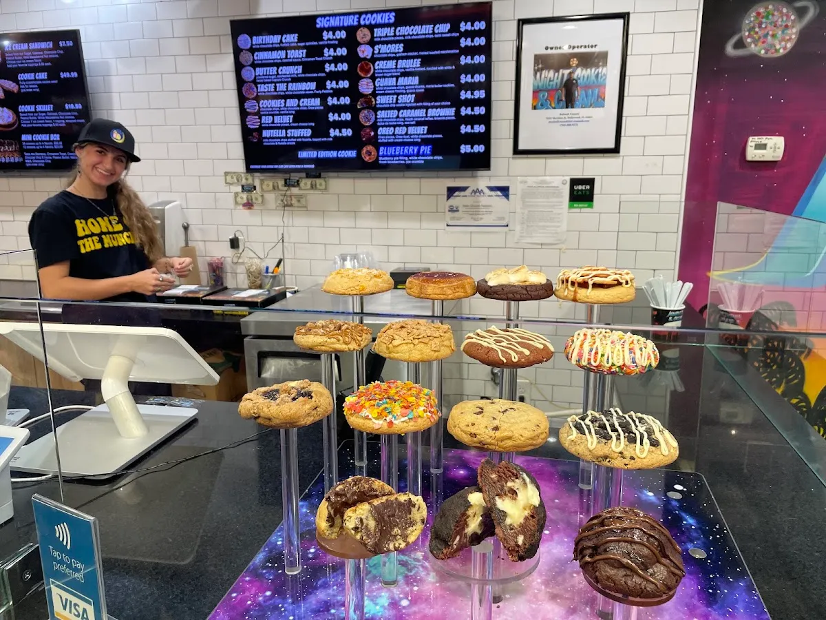 Midnight Cookies & Cream Hollywood — photo 8