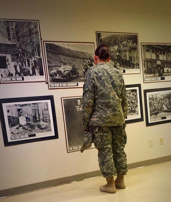 Midwest Center for Holocaust Education — foto 4