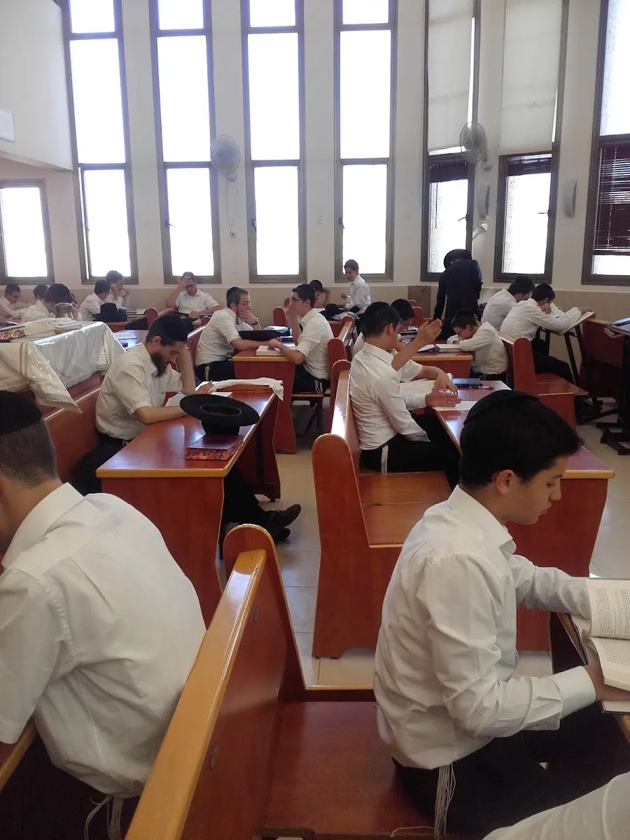 Mif'al HaShas Synagogue — foto 5