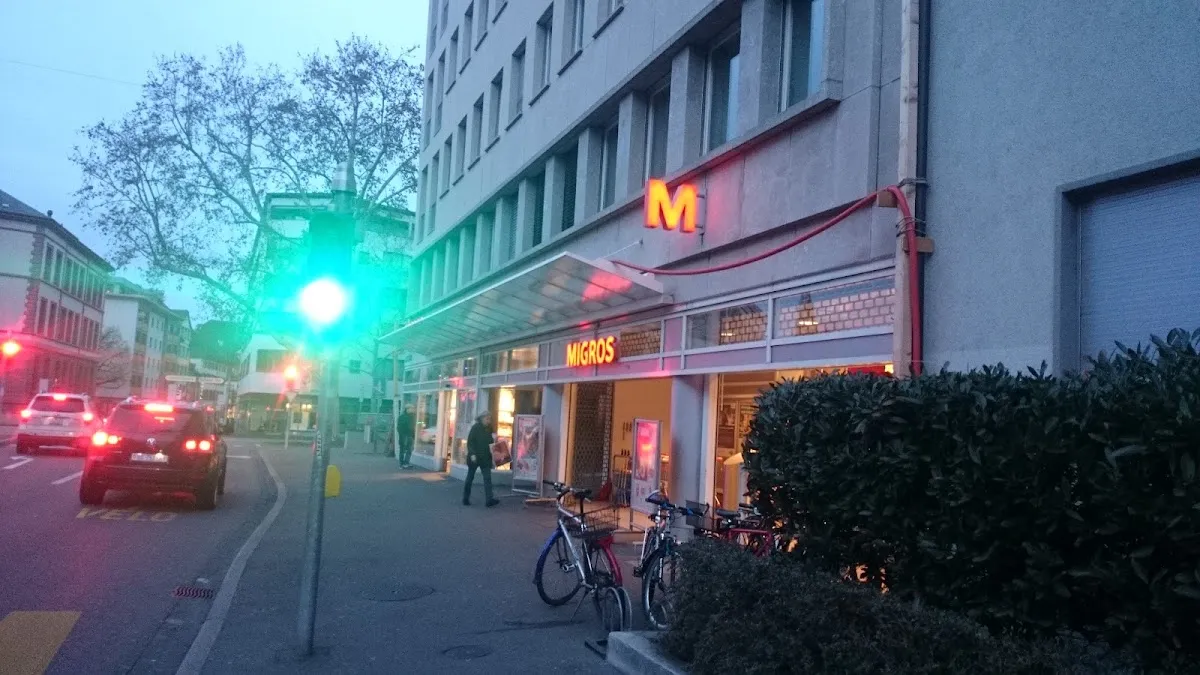 Migros-Supermarkt - Basel - Schützenmatt — foto 2