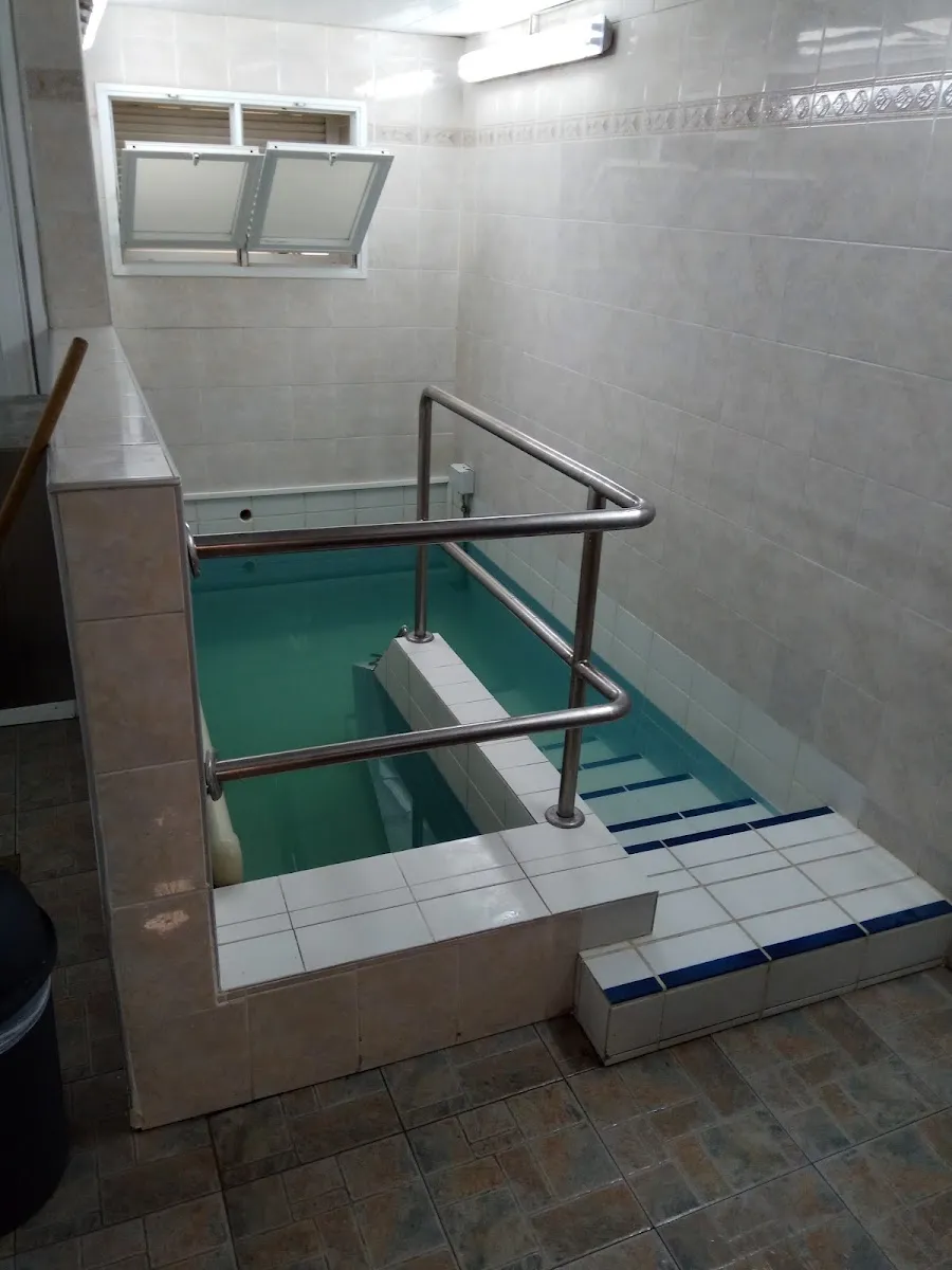 Mikveh (Chaim Ozer St 8)