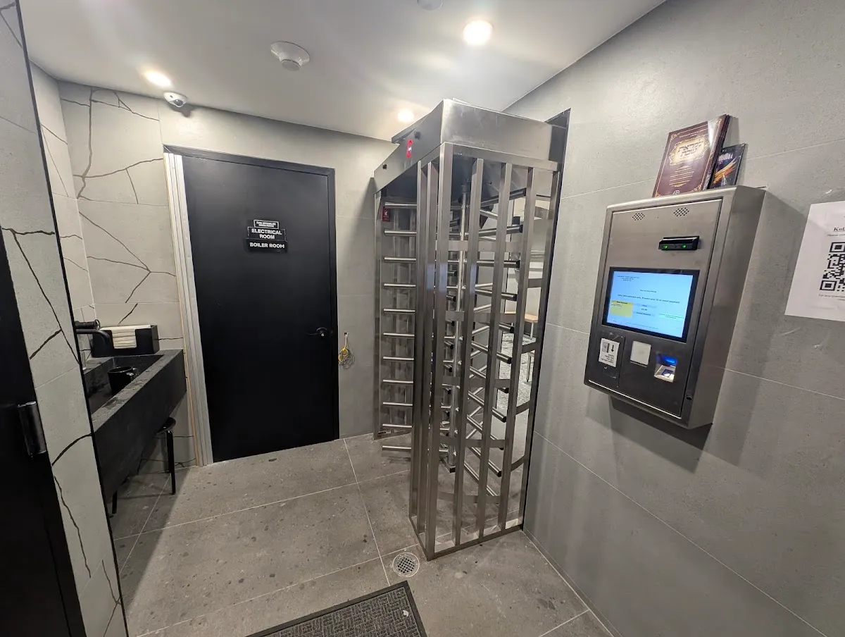 Mikveh Israel of Kew Gardens Hills — photo 7