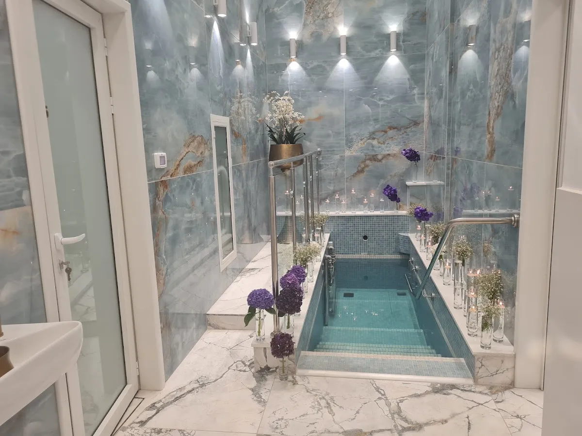 Mikveh Madar