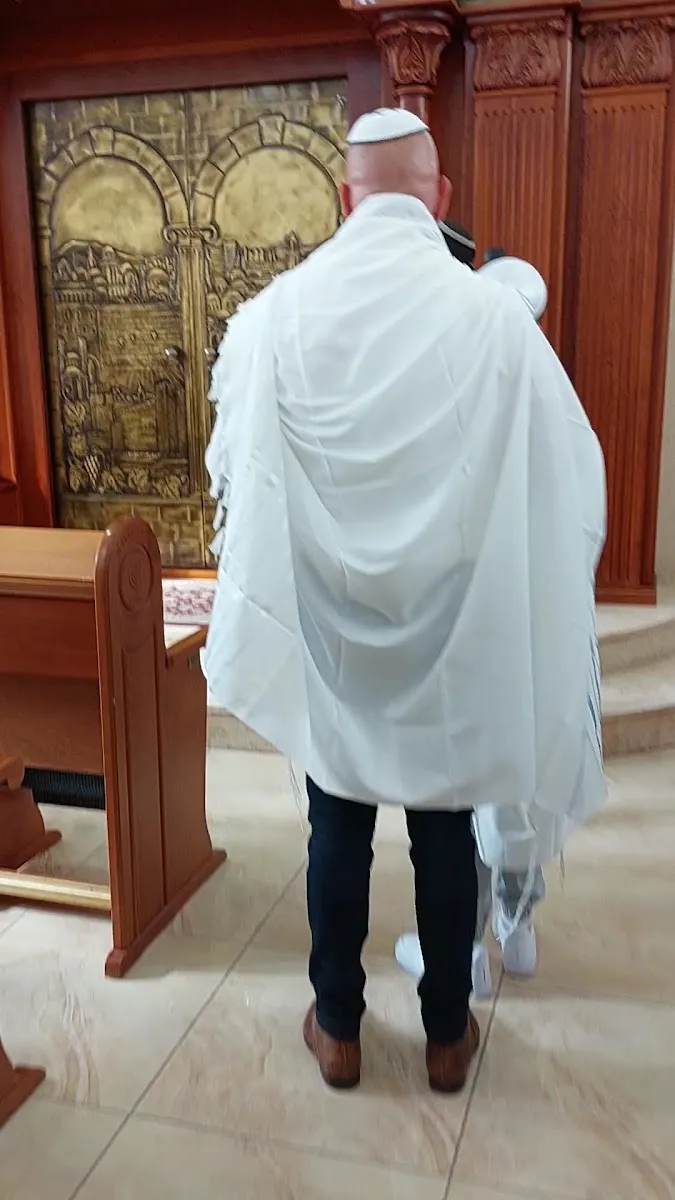 Minchat Yehuda Synagogue — foto 4