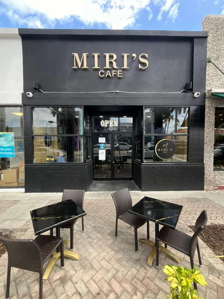 Miris Cafe