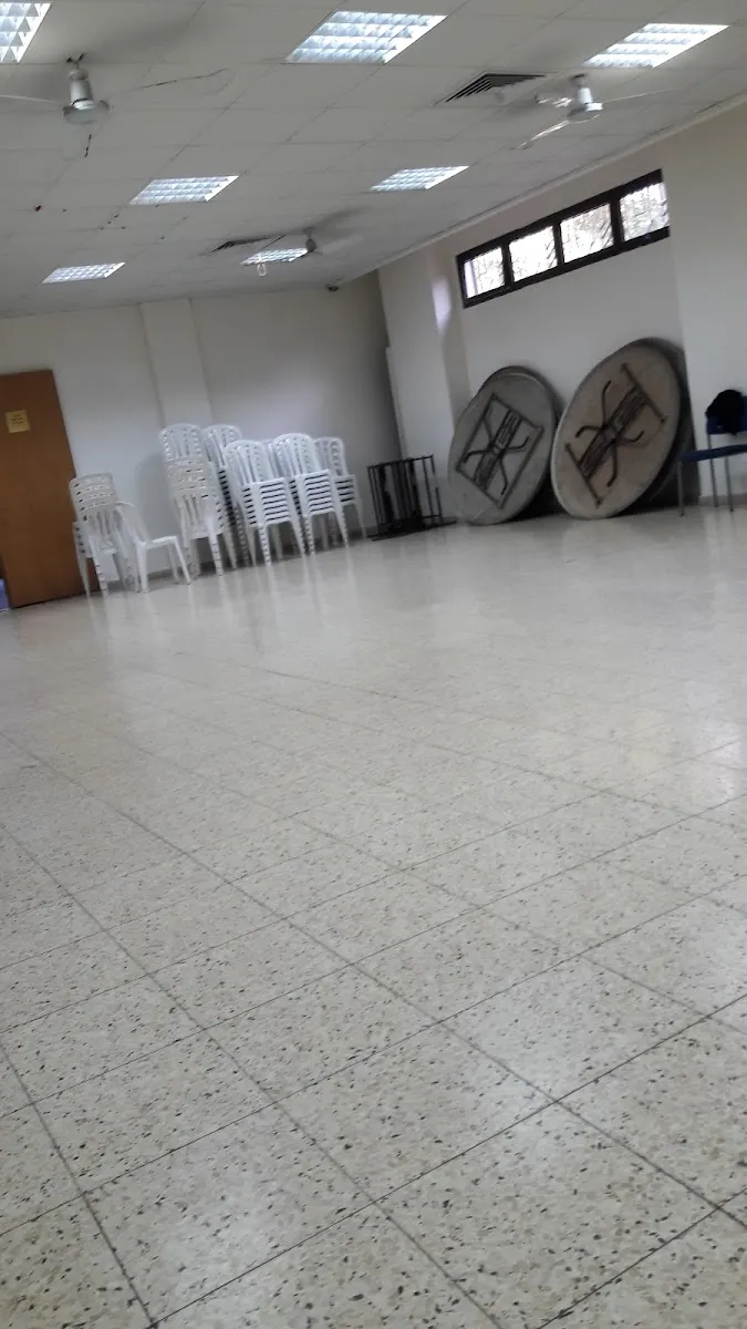 Mishkan Israel Synagogue — foto 9