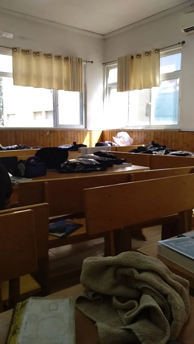 Mishkan Menachem Synagogue — foto 5
