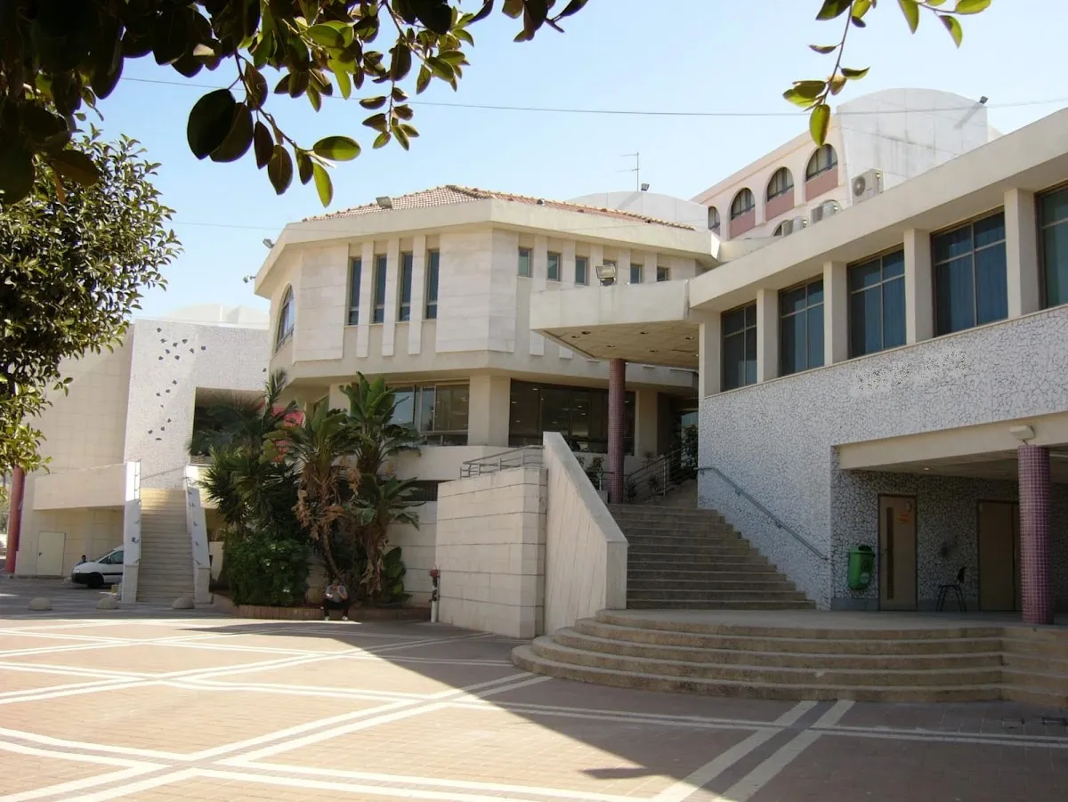 Mishkenotayich Yisrael Haredi Yeshiva High School — foto 4
