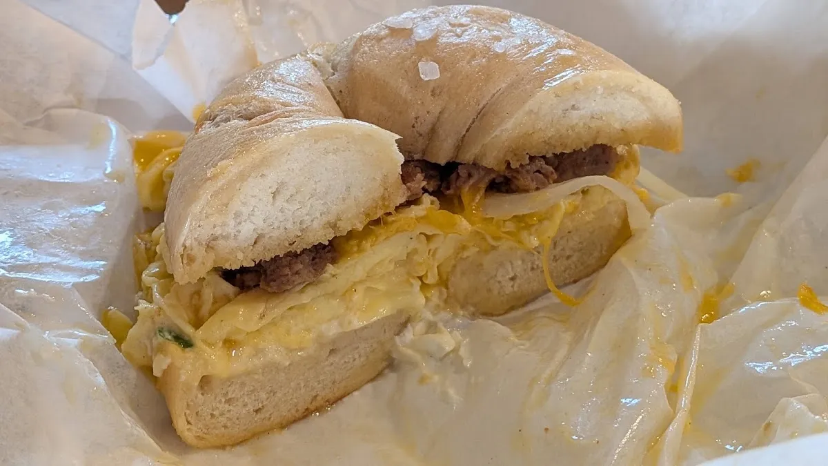 Mission Bagel — photo 10