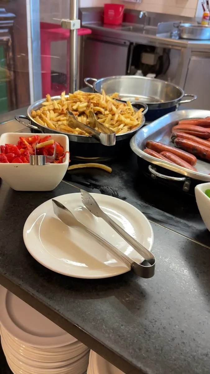 MIT Kosher Servery (Maseeh Hall) — photo 3