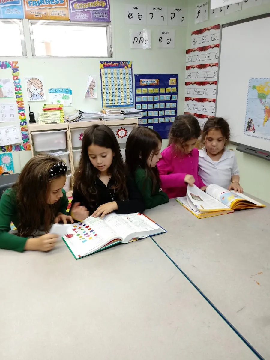 Mizrahi Torah Academy — foto 5