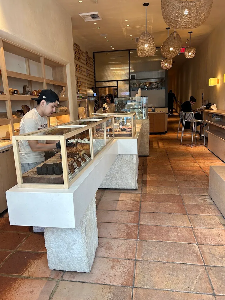 Modern Bread and Bagel — foto 8